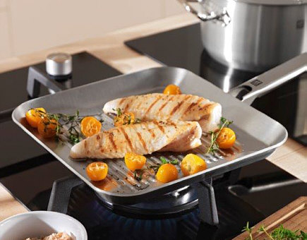 Zwilling cookware, as sample grill pan