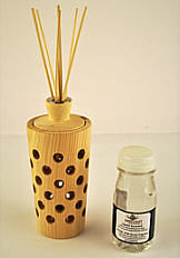 Swiss pine wood room scent diffuser set with replacement bottle
